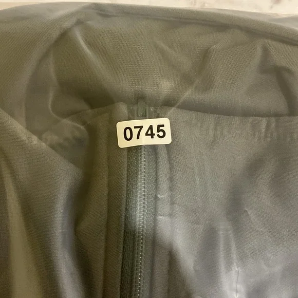 US Military Army Shirt Large Sleeping Heat Retentive Moisture Resistant OG Olive - Picture 11 of 11